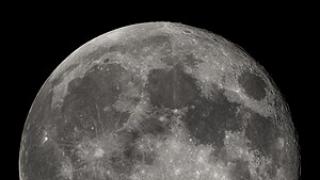 Почему Луна на горизонте кажется больше?